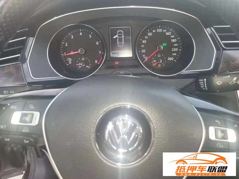  18年大眾邁騰轎車 
