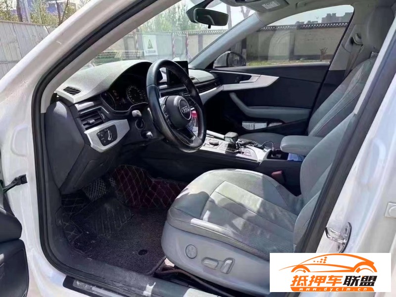  16年奧迪A4轎車 