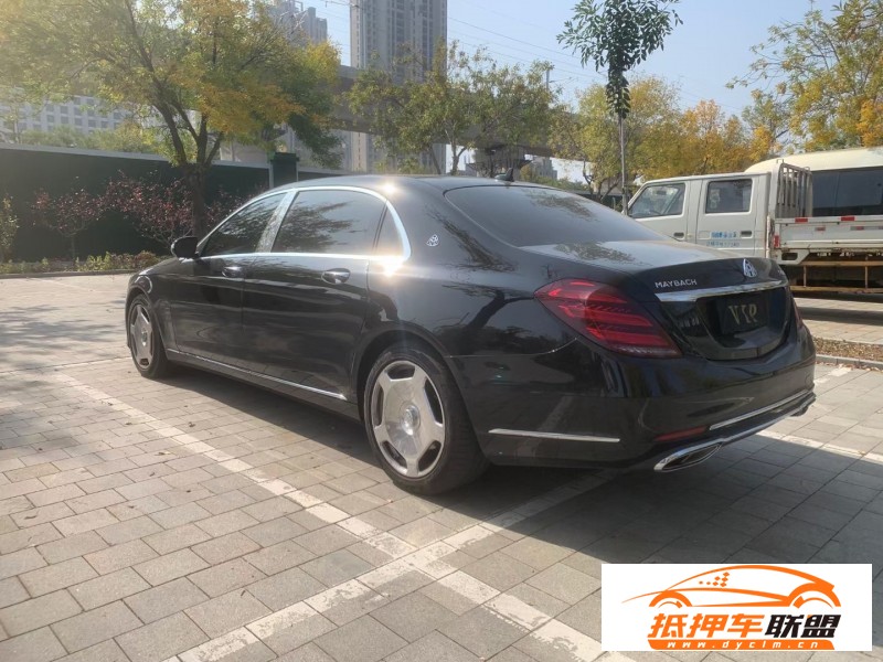  16年奔馳S轎車 