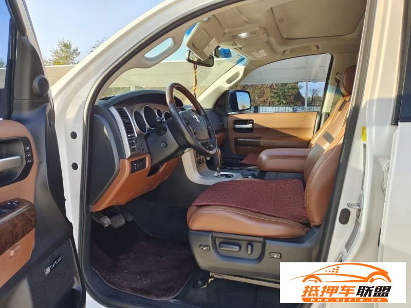  10年豐田紅杉SUV 