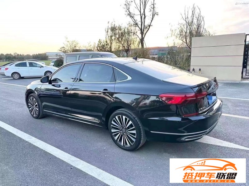  21年大眾帕薩特轎車 