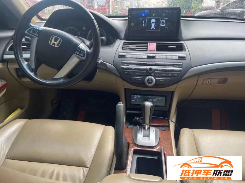  12年本田雅閣轎車 