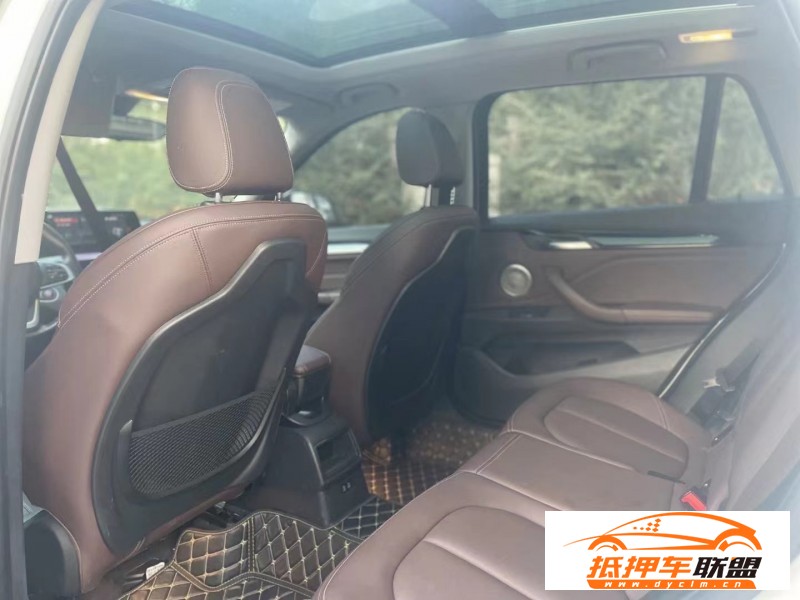  21年寶馬X1SUV 