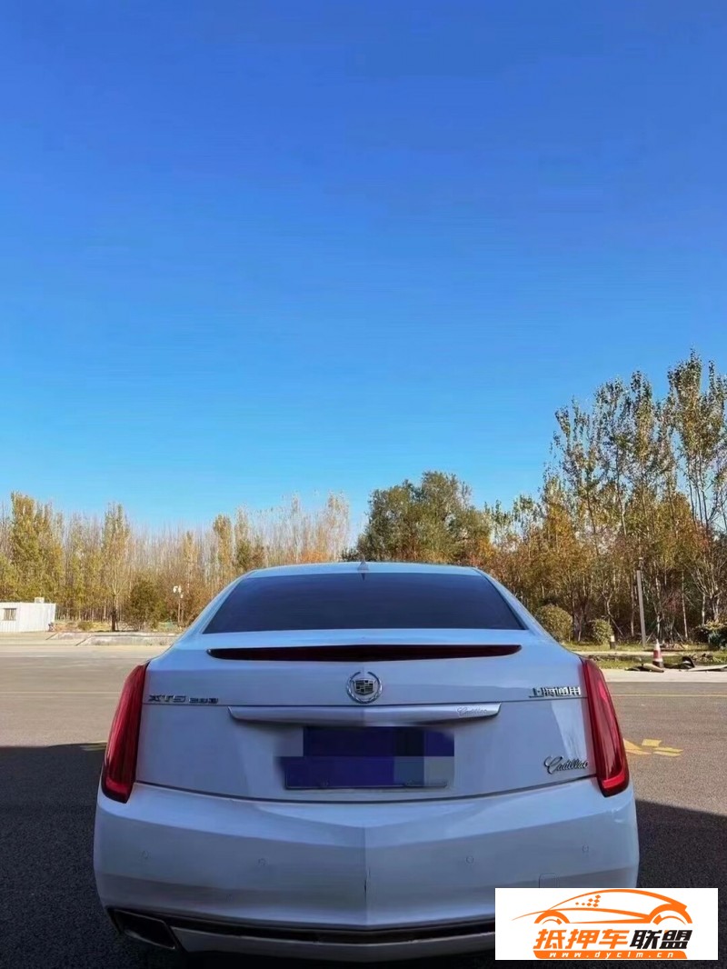  14年凱迪拉克XTS轎車 
