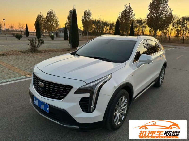  20年凱迪拉克XT4轎車 