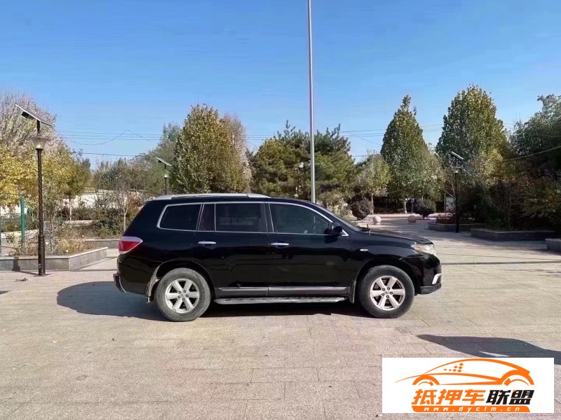 15年豐田漢蘭達(dá)轎車 