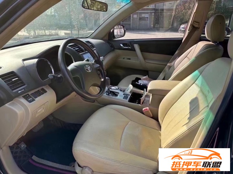  15年豐田漢蘭達(dá)轎車 