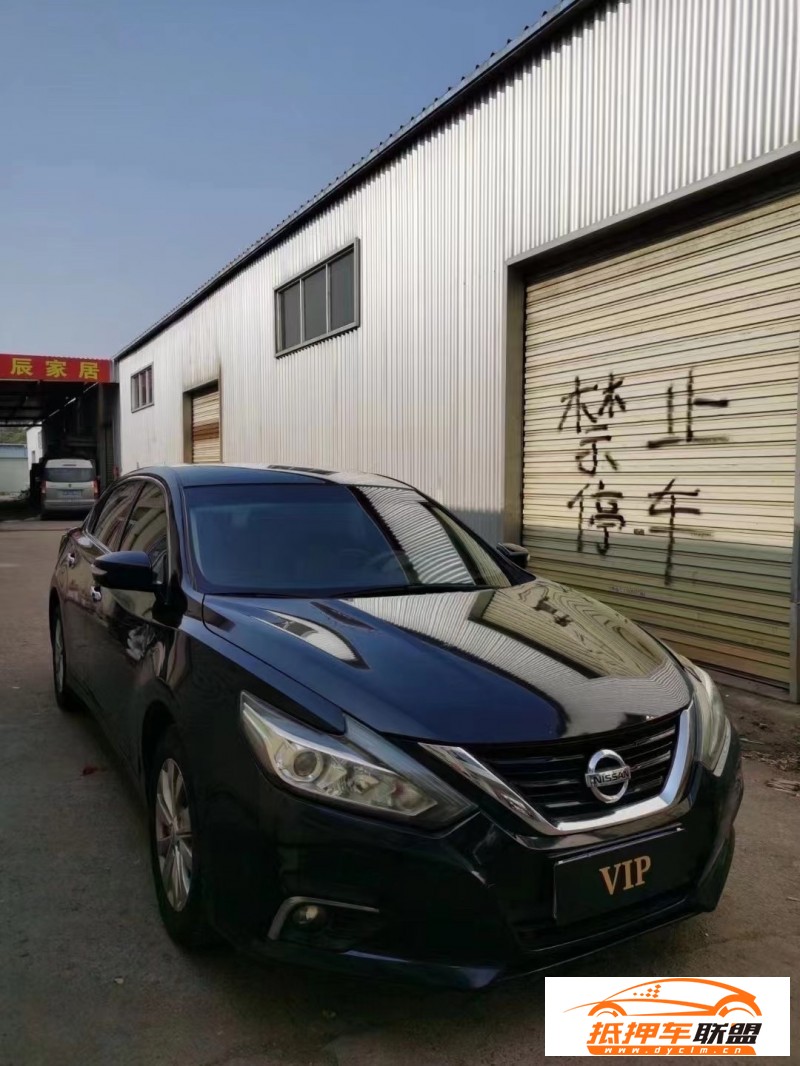  19年日產(chǎn)天籟轎車 