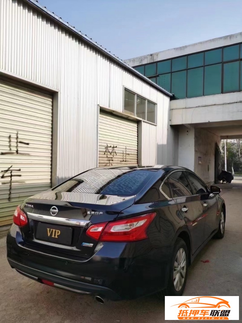  19年日產(chǎn)天籟轎車 