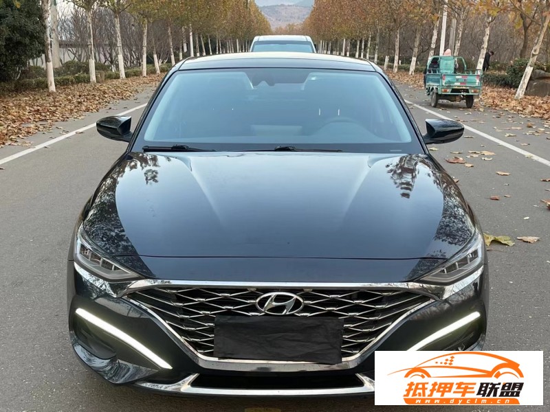  19年現(xiàn)代菲斯塔轎車 