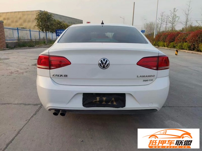  18年大眾凌渡轎車 