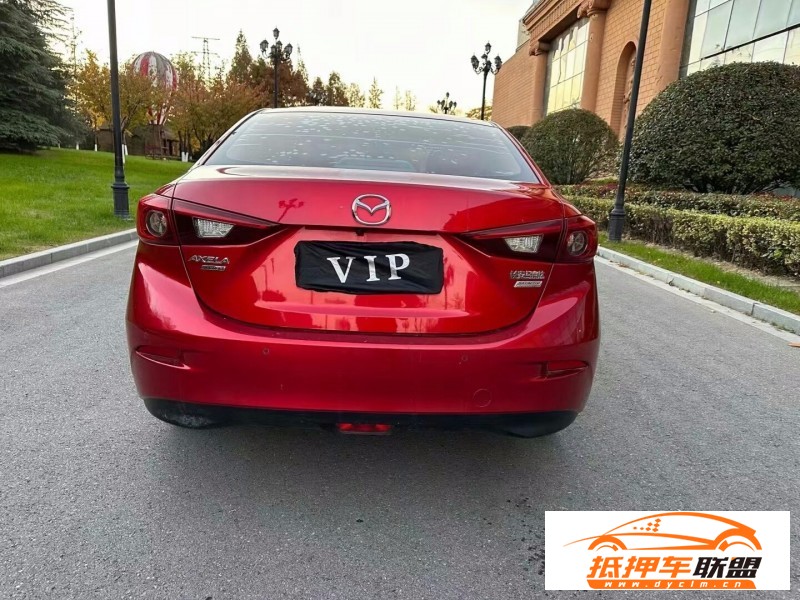  17年馬自達昂克賽拉轎車 