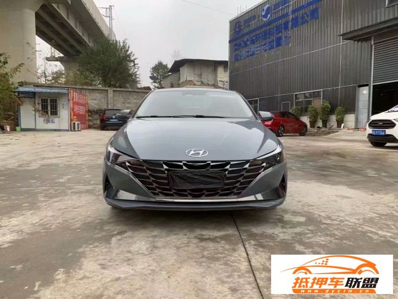  22年現(xiàn)代伊蘭特轎車 