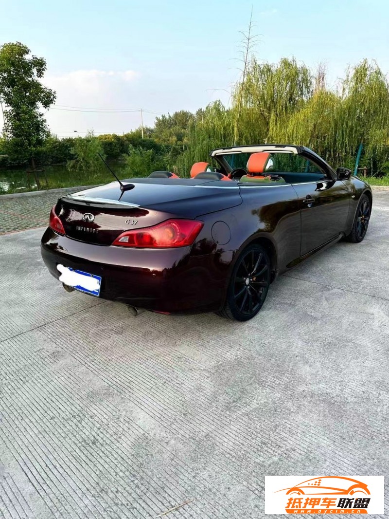  10年英菲尼迪G37轎車 