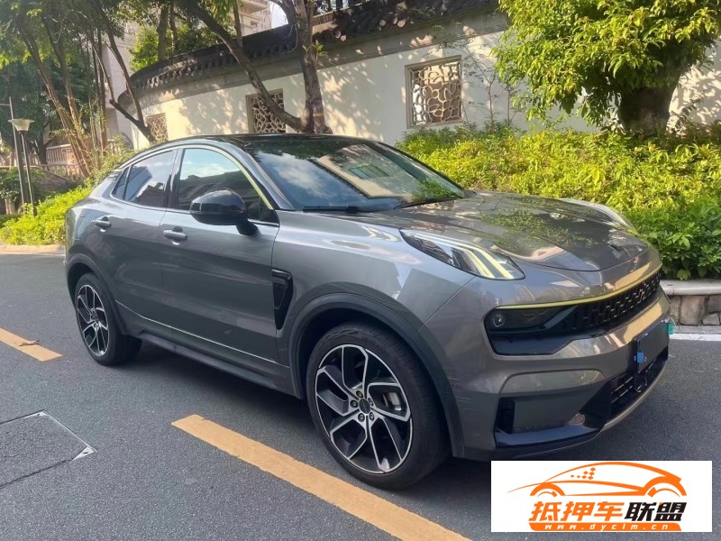  21年領(lǐng)克05轎車 
