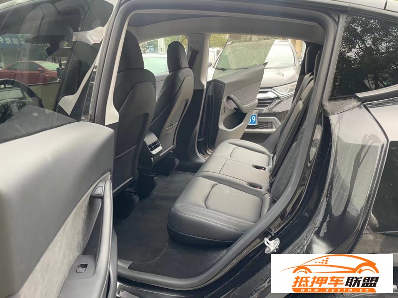  22年特斯拉Model Y轎車 