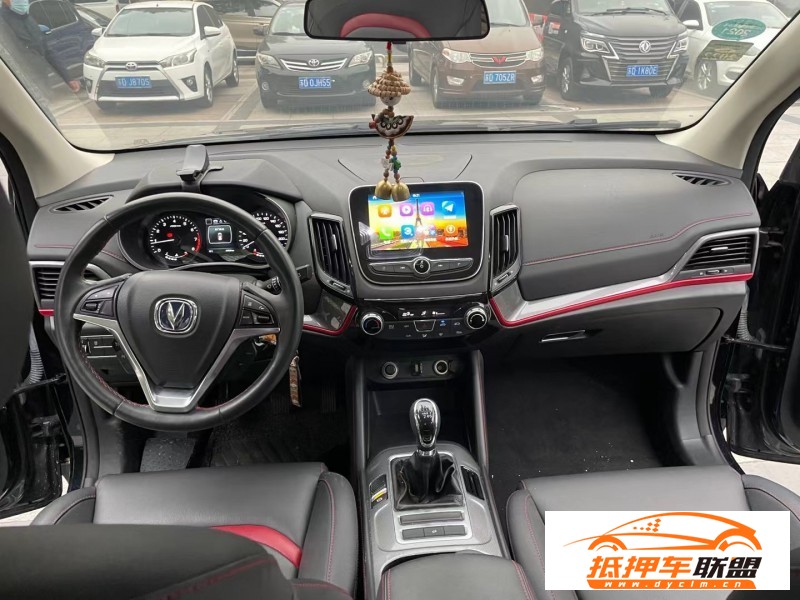  18年長(zhǎng)安長(zhǎng)安CS55轎車(chē) 