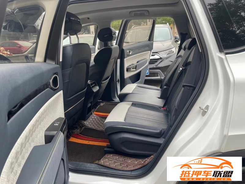  20年寶駿寶駿RM5轎車 
