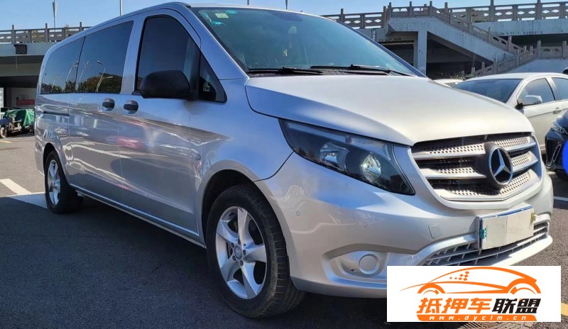  17年奔馳威霆MPV 