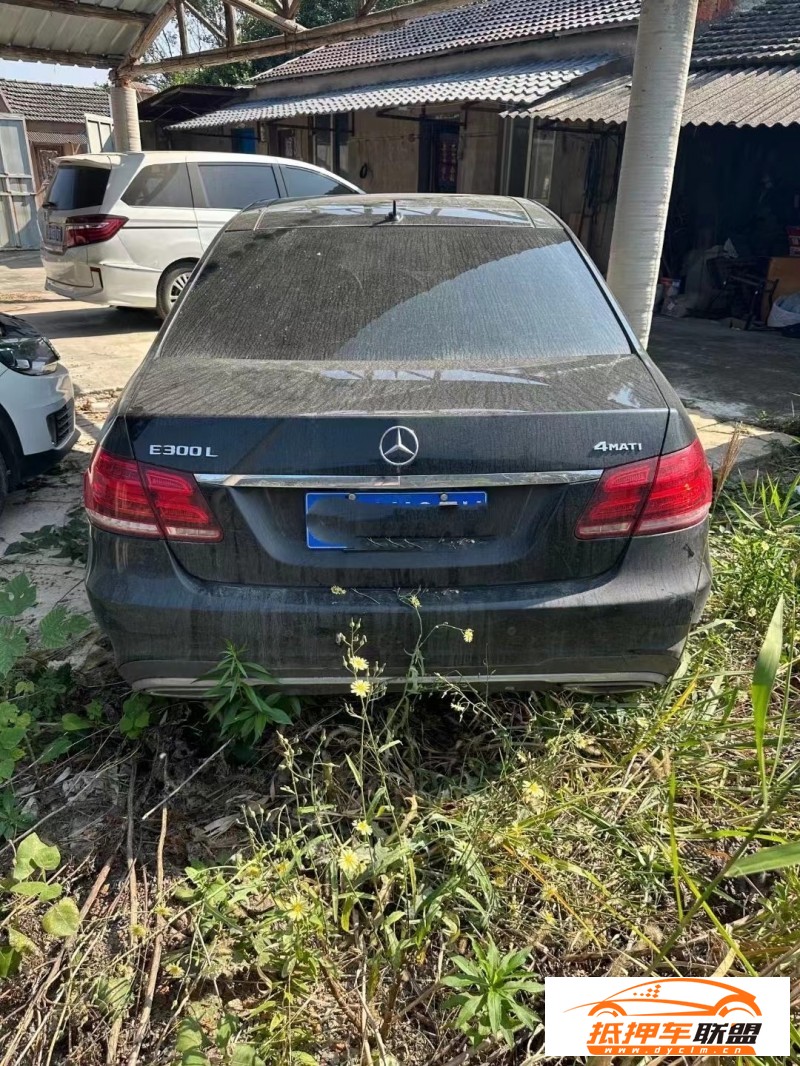  16年奔馳E轎車 
