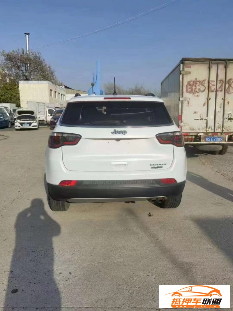  19年Jeep指南者轎車 
