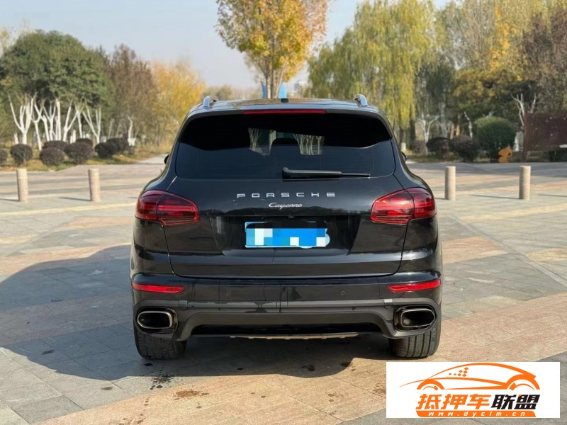  16年保時捷卡宴轎車 