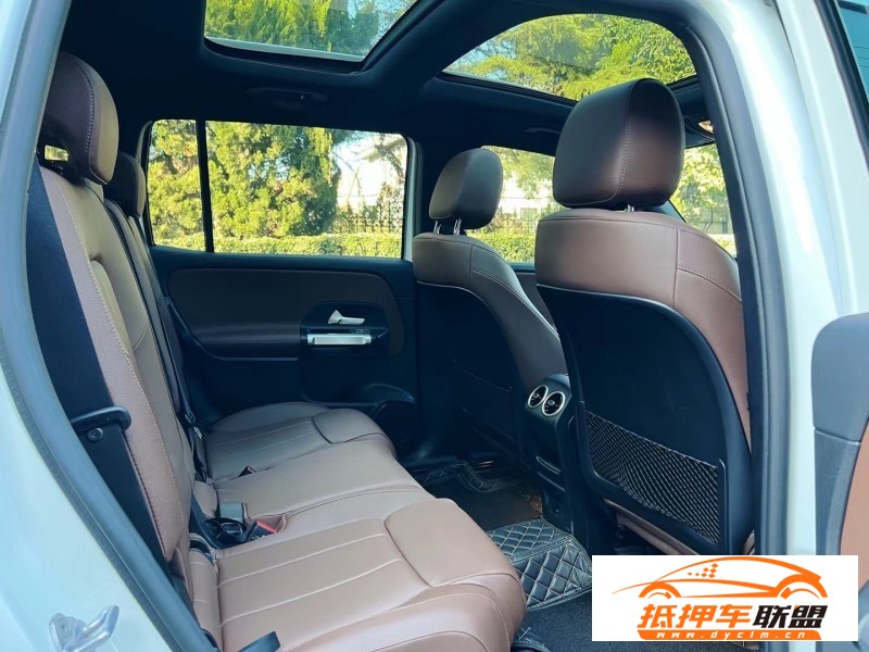  22年奔馳GLB轎車 