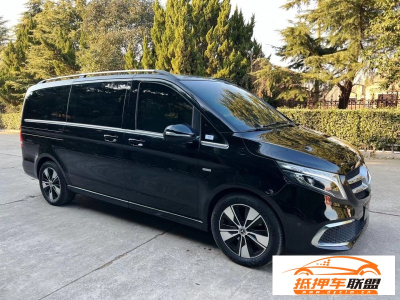  23年奔馳V轎車 