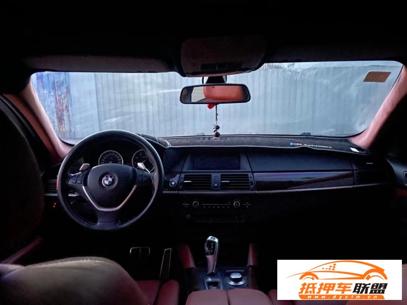  09年寶馬X6轎車 