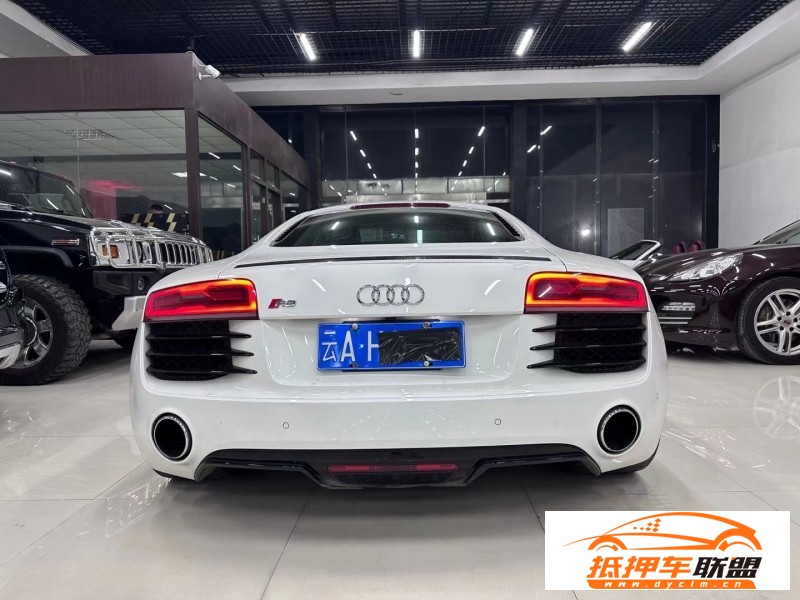  14年奧迪R8轎車 