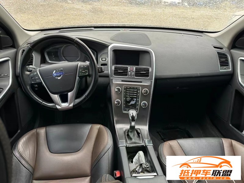  16年沃爾沃XC60SUV 