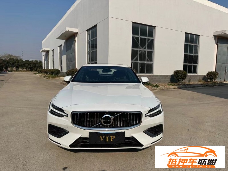  23年沃爾沃S60轎車 