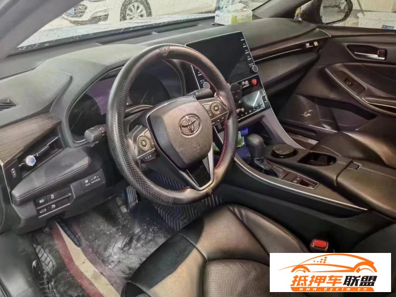  22年豐田亞洲龍轎車 