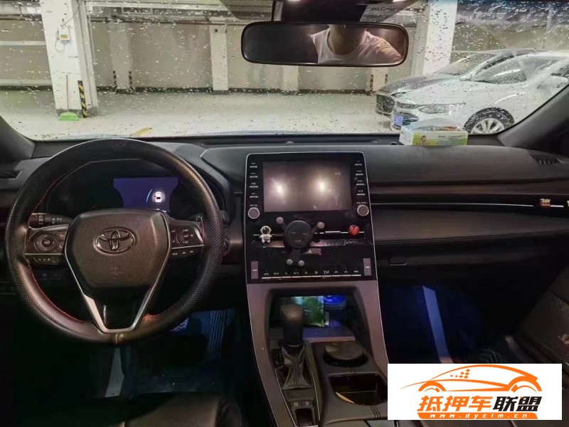  22年豐田亞洲龍轎車 