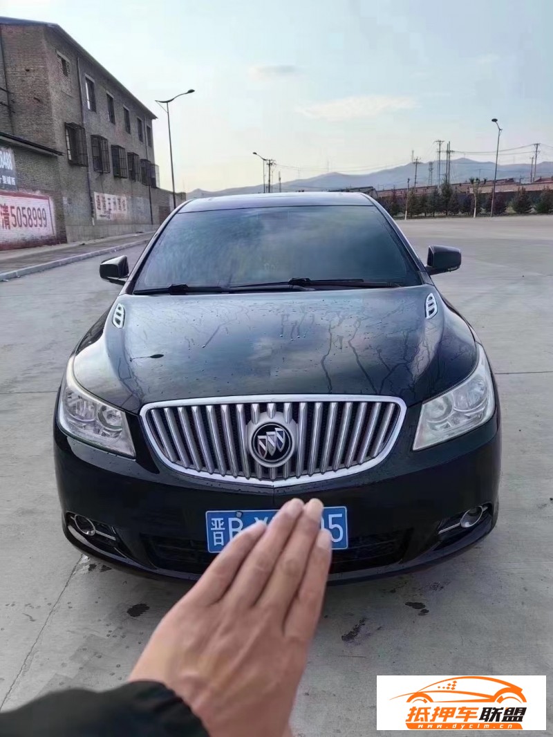  13年別克君越轎車 