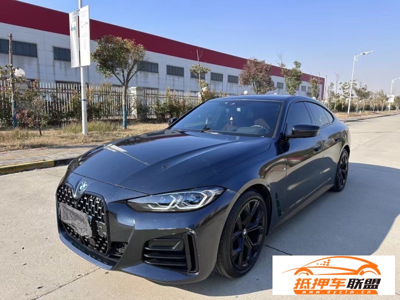  22年寶馬4系轎車 