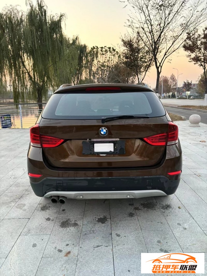  16年寶馬X1SUV 