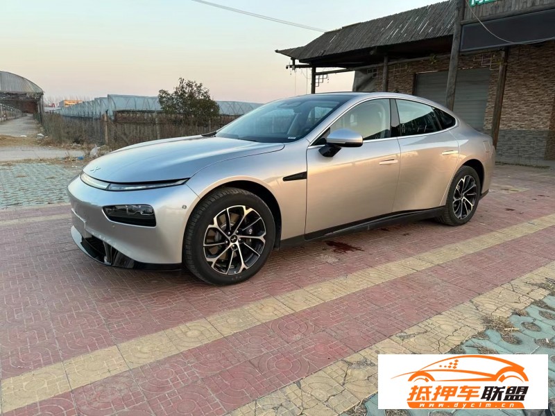  23年小鵬汽車P7轎車 