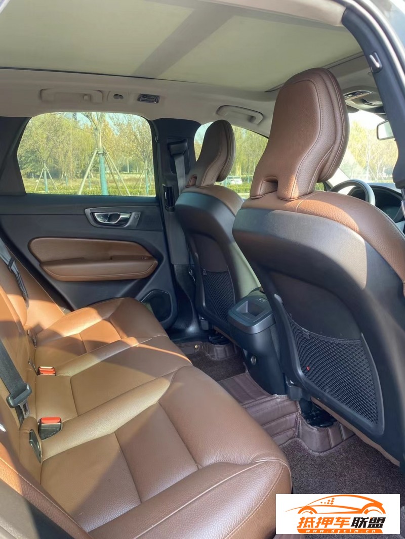  19年沃爾沃XC60轎車 