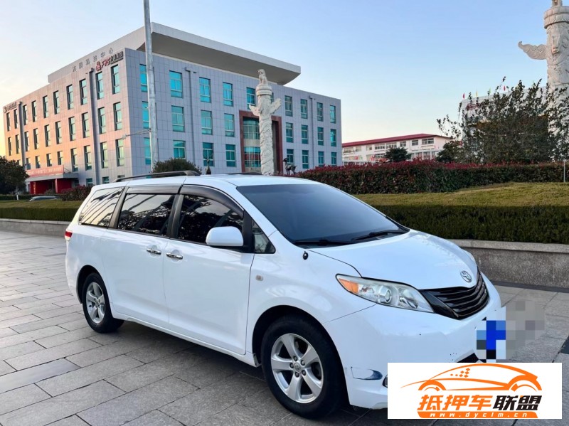  13年豐田塞納MPV 