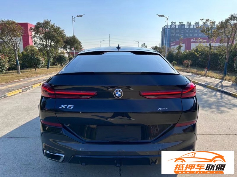  20年寶馬X6轎車 