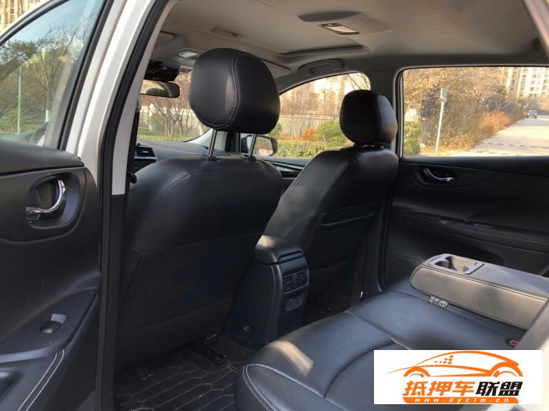  22年日產(chǎn)騏達轎車 