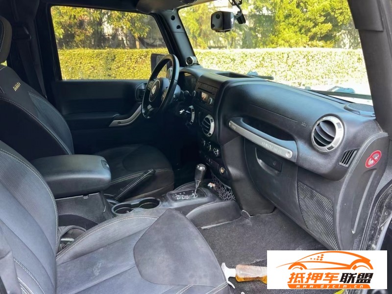 15年Jeep牧馬人SUV 