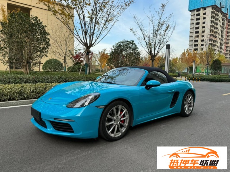  19年保時(shí)捷718轎車(chē) 