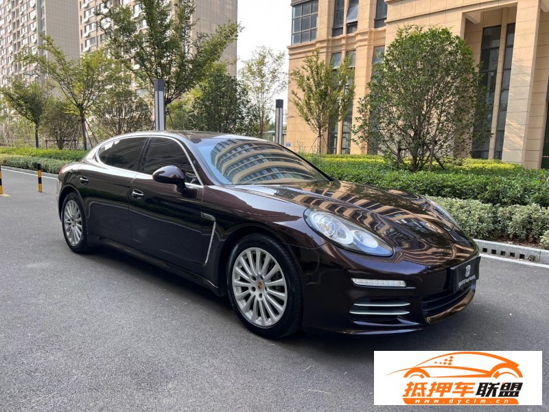  15年保時捷帕納梅拉轎車 