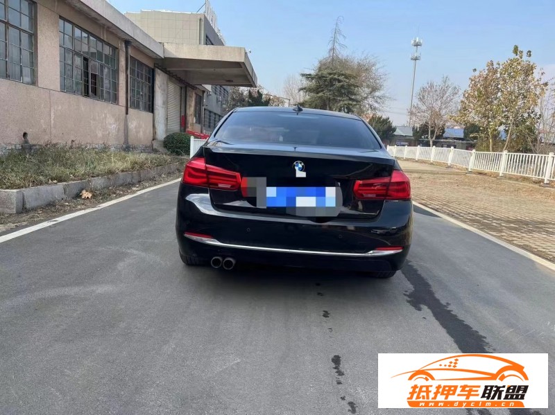  17年寶馬3系轎車 