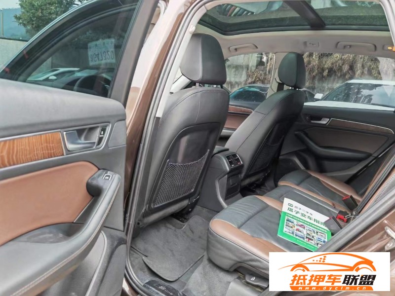  17年奧迪Q5轎車 