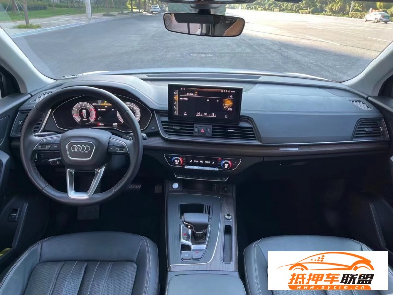  22年奧迪Q5SUV 
