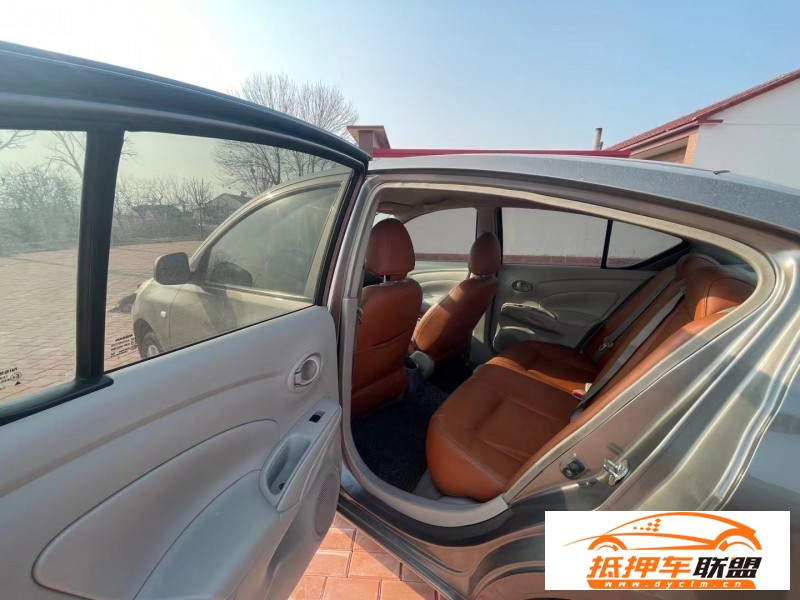  13年日產(chǎn)陽(yáng)光轎車(chē) 