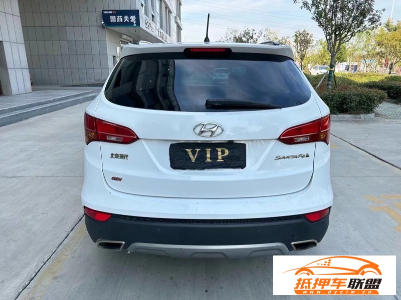  13年現(xiàn)代新勝達(dá)轎車 